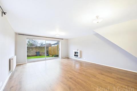 3 bedroom end of terrace house for sale, Charlwood, The Green, Croydon