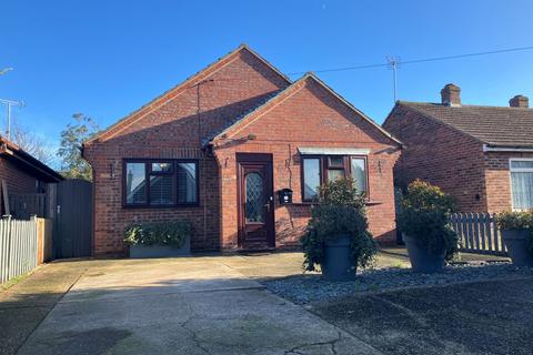 4 bedroom bungalow for sale, St. Clairs Road, St. Osyth, Clacton-on-Sea