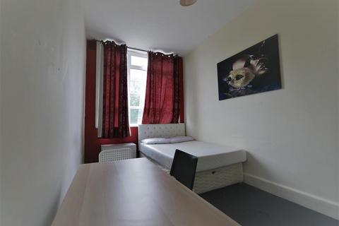 undefined, Highlands, Bournemouth, BH2