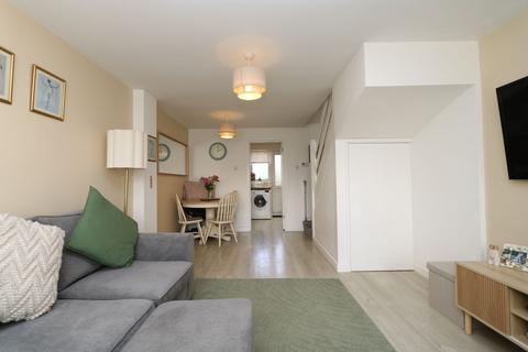 undefined, Meadowcroft, Rhoose, CF62