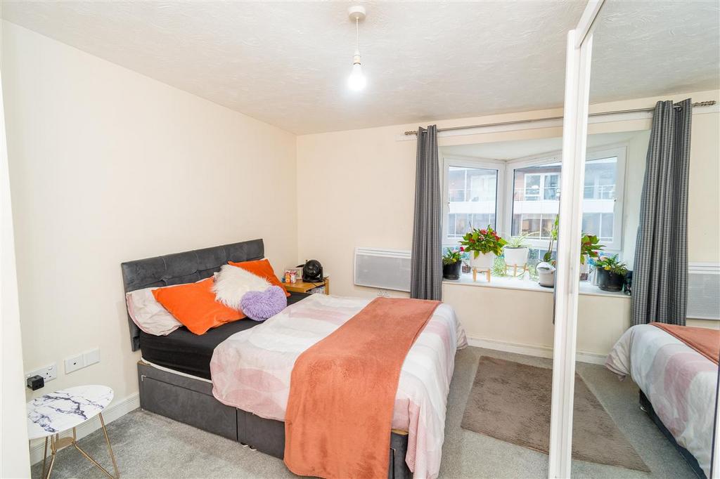 Main Bedroom