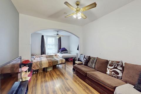 3 bedroom house for sale, Chingford Road, Walthamstow, E17