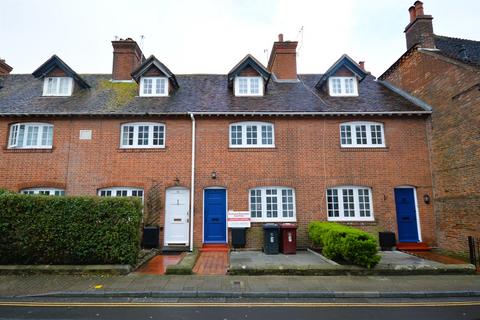 undefined, Little London, Chichester, PO19
