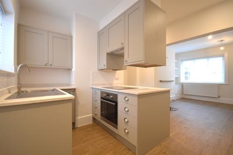 undefined, Little London, Chichester, PO19