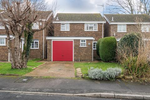 3 bedroom detached house for sale, Jubilee Way, Storrington, RH20