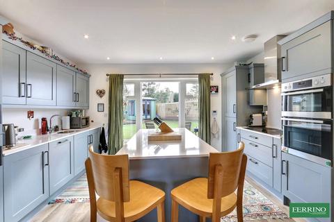 4 bedroom detached house for sale, (Beautiful 4 Bed Family Home), Poplars Grove, Huntley, Gloucestershire. GL19 3FJ