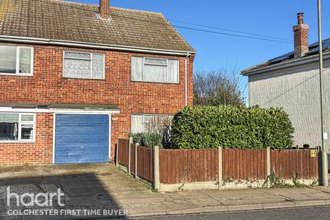3 bedroom semi-detached house for sale, Bromley Road, Colchester