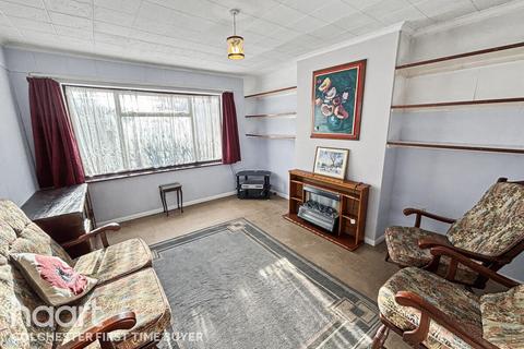 3 bedroom semi-detached house for sale, Bromley Road, Colchester