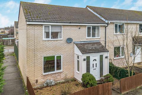 3 bedroom end of terrace house for sale, Shelley Close, Huntingdon, Cambridgeshire.