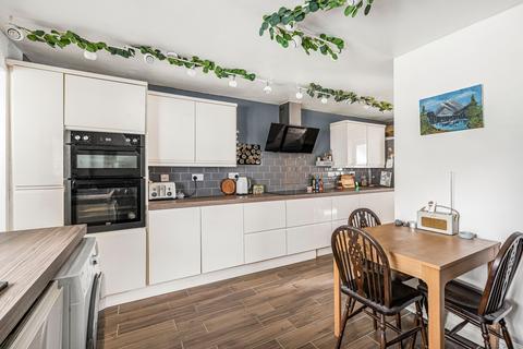 3 bedroom end of terrace house for sale, Shelley Close, Huntingdon, Cambridgeshire.