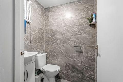 3 bedroom end of terrace house for sale, Shelley Close, Huntingdon, Cambridgeshire.