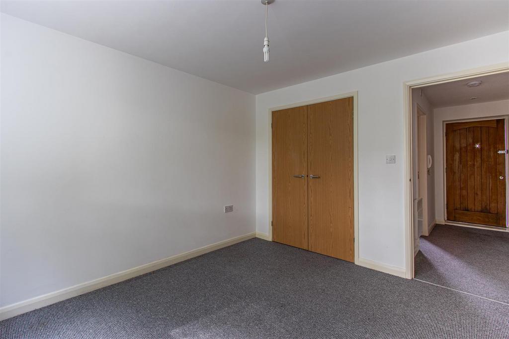 Radyr Place 25-11.jpg