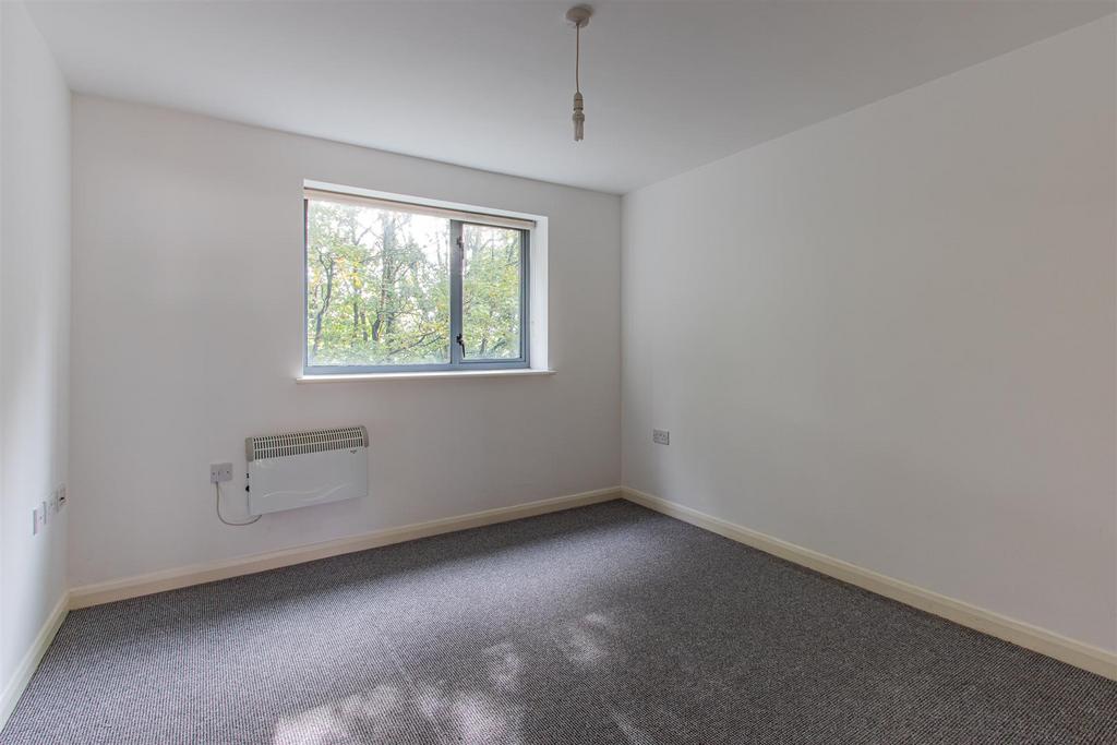 Radyr Place 25-10.jpg