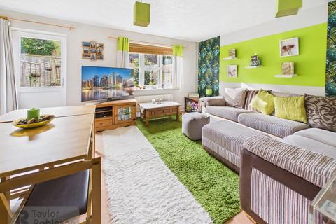 2 bedroom terraced house for sale, Tollgate Hill, Crawley