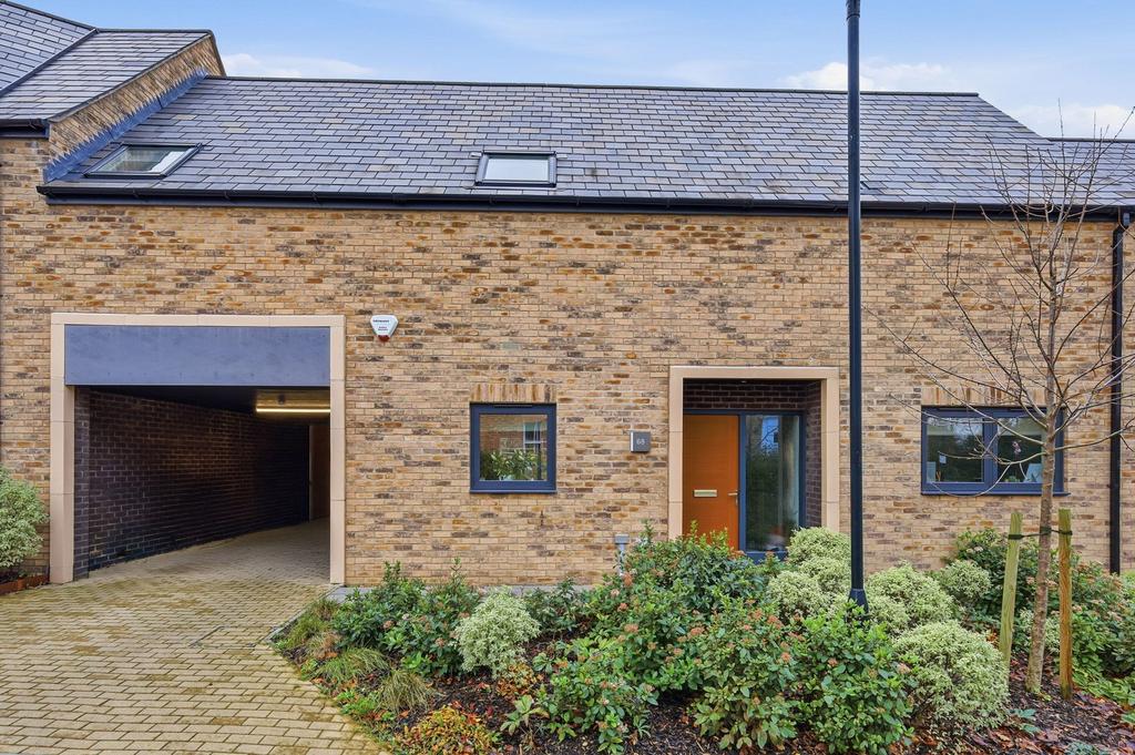 House exterior, garage