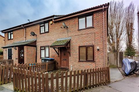 2 bedroom end of terrace house for sale, Alderwood Close, Abridge