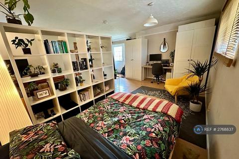 undefined, Hillcrest House, Ashbrook, Hitchin, SG4