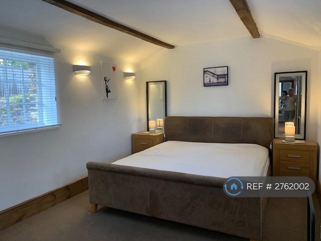 Super King Size Bed And Bedside Cabinets