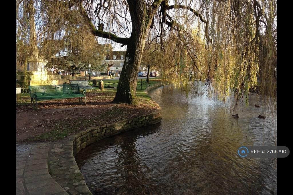 Bourton On The Water