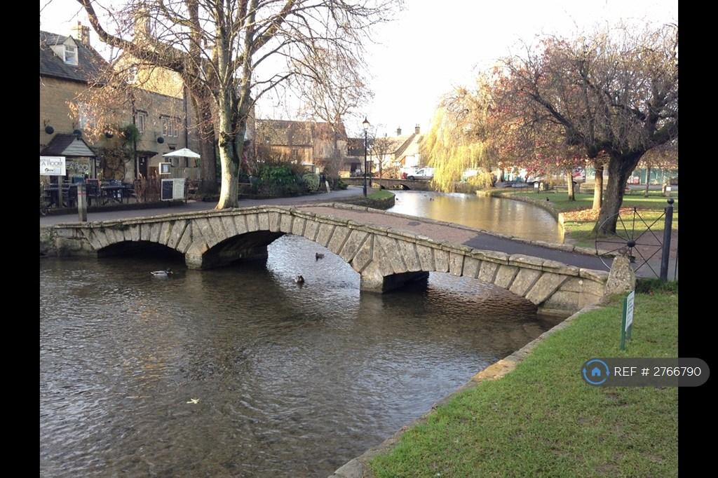 Bourton On The Water