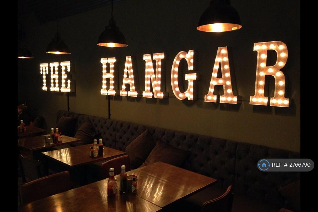 The Hangar Restaurant / Bar