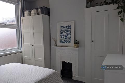 undefined, Smeaton Road, London, SW18