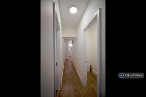 1 bedroom in a house share to rent, Coniston Road, London, N17