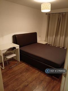 1 bedroom in a house share to rent, Vicarage Road, London, E15