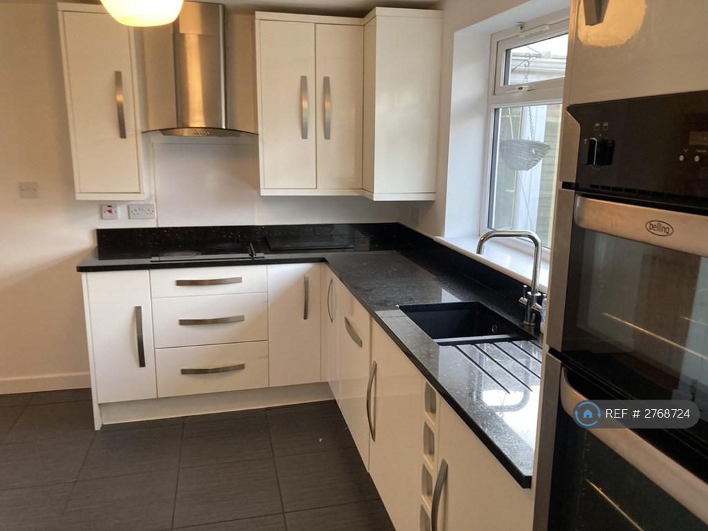 Large Kitchen