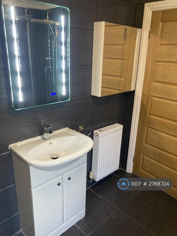 On Suite Bathroom