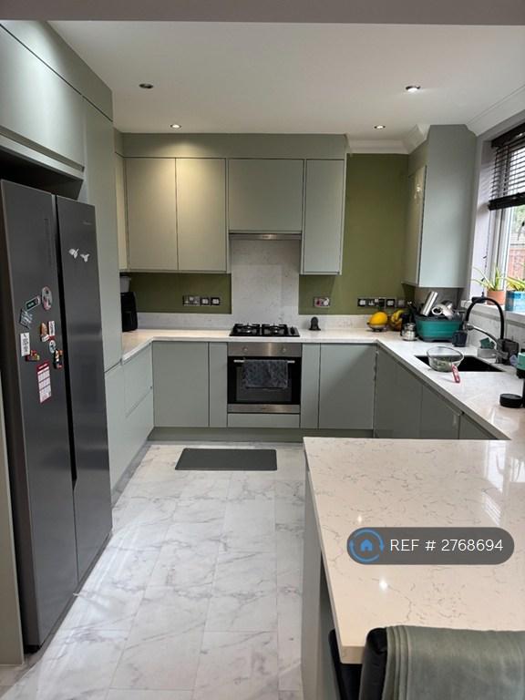 Kitchen 1