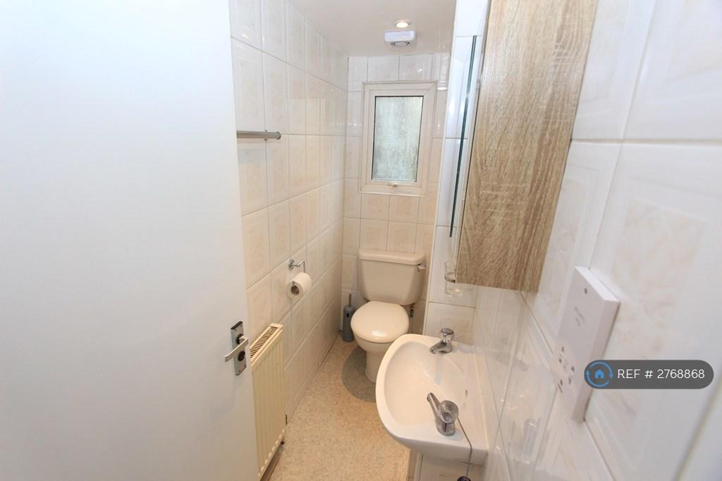 Shower-Room