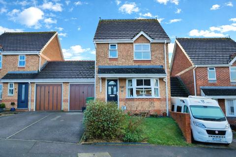 3 bedroom detached house for sale, Portland Way, Calne