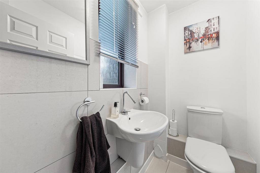 2 Redland Dr Web28.jpg