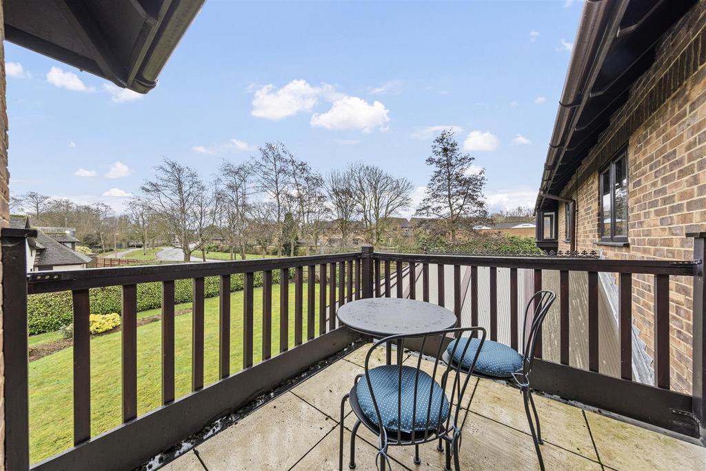 2 Redland Dr Web38a.jpg
