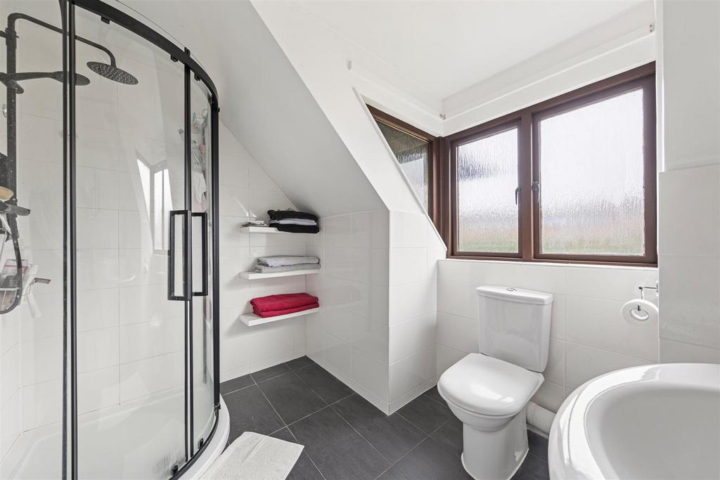 2 Redland Dr Web45.jpg