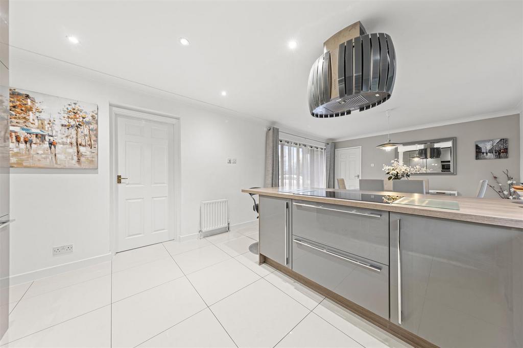 2 Redland Dr Web25.jpg