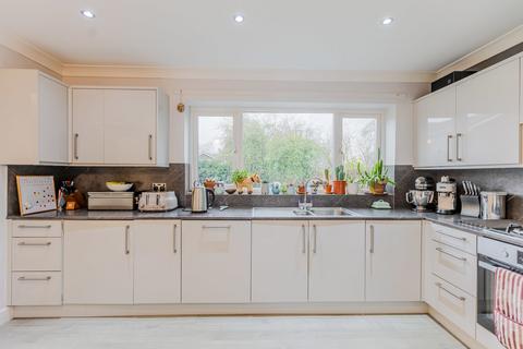 4 bedroom detached house for sale, Longmeadow, Weaverham, Northwich