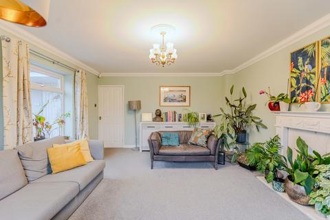 4 bedroom detached house for sale, Longmeadow, Weaverham, Northwich