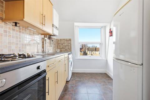1 bedroom apartment to rent, Lea Bridge Road, London, E10