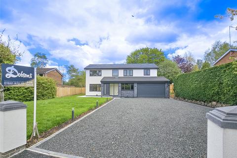 4 bedroom detached house for sale, Woodlands, Darras Hall, NE20