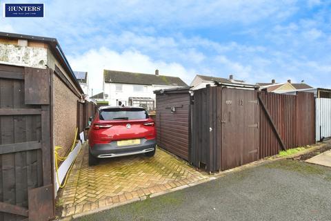 3 bedroom semi-detached house for sale, Shipton Road, Scunthorpe
