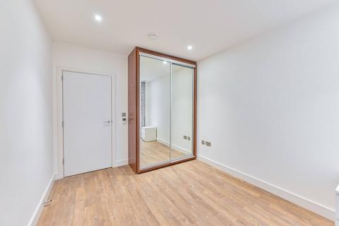 2 bedroom flat for sale, Wandsworth Road, SW8, Nine Elms, London, SW8