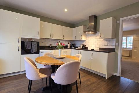 3 bedroom terraced house for sale, Dunmail Close, Manchester M28