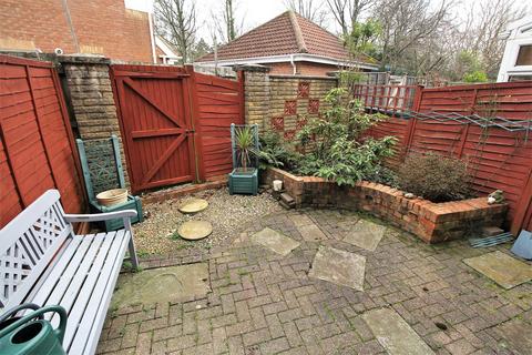 undefined, Pine Road, Four Marks, Alton, Hampshire, GU34