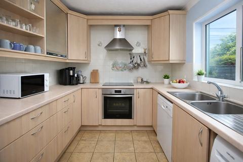 undefined, Elmside, Guildford, Surrey, GU2