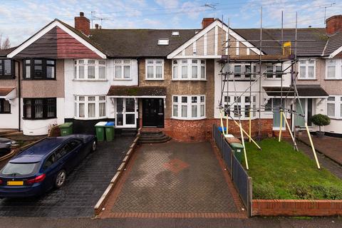 Holmsdale Grove, Bexleyheath, DA7