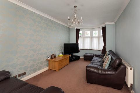 4 bedroom terraced house for sale, Holmsdale Grove, Bexleyheath, DA7