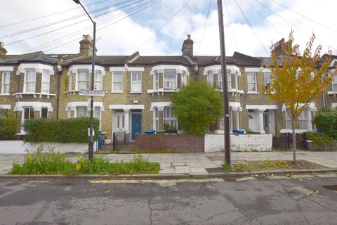 3 bedroom terraced house to rent, Coleman Road Camberwell SE5