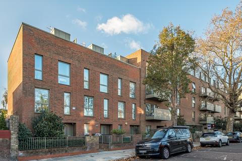1 bedroom flat to rent, 58 Lomond Grove London SE5